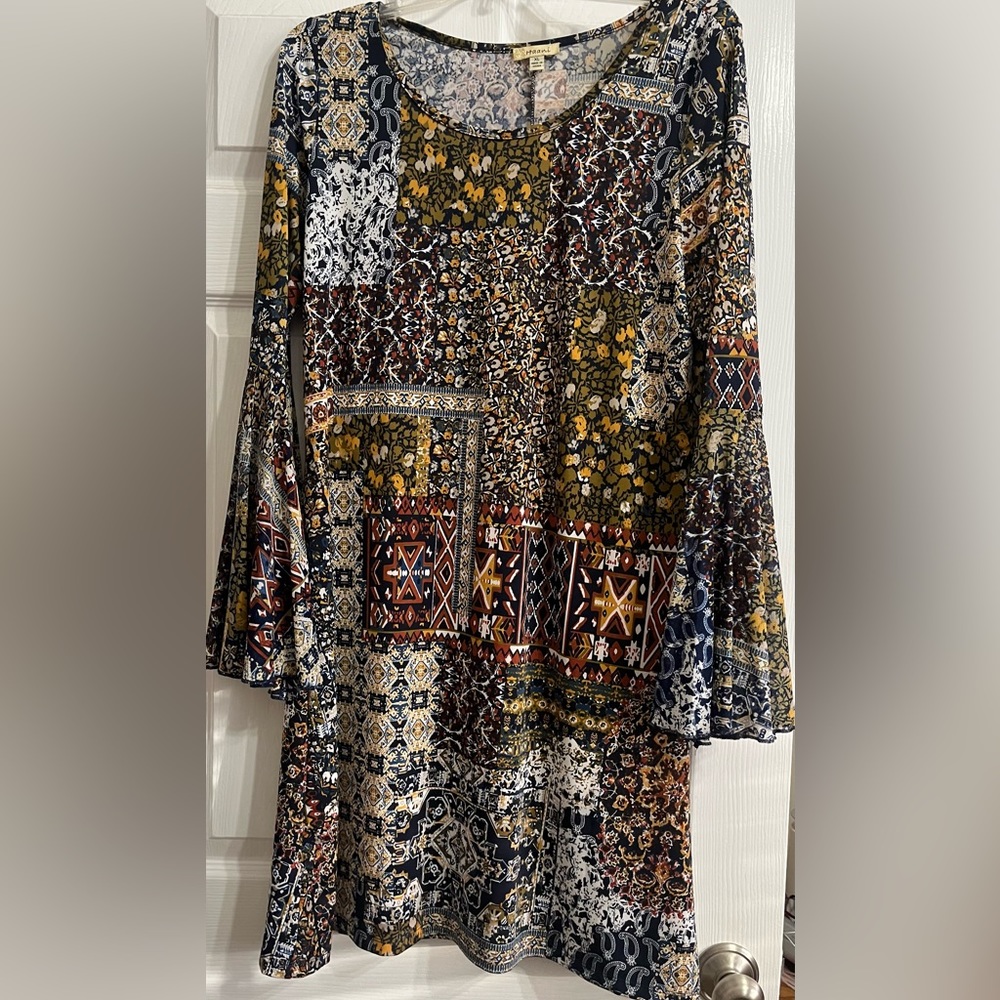 Women’s XL Haani knee length dress